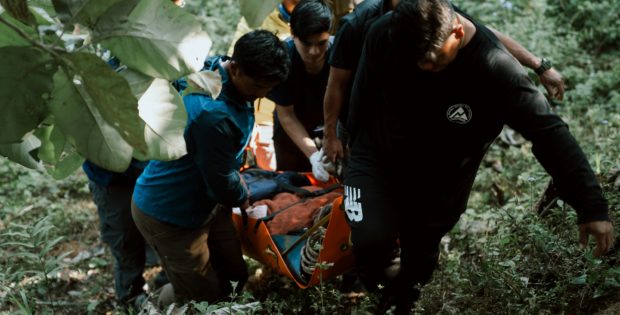Premiers secours en montagne